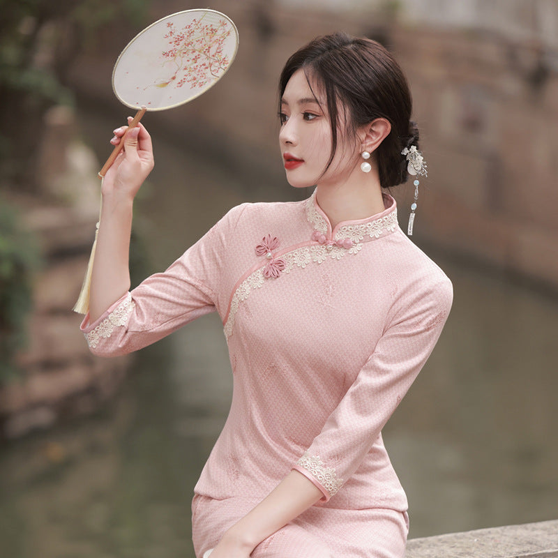 Youthful vintage qipao